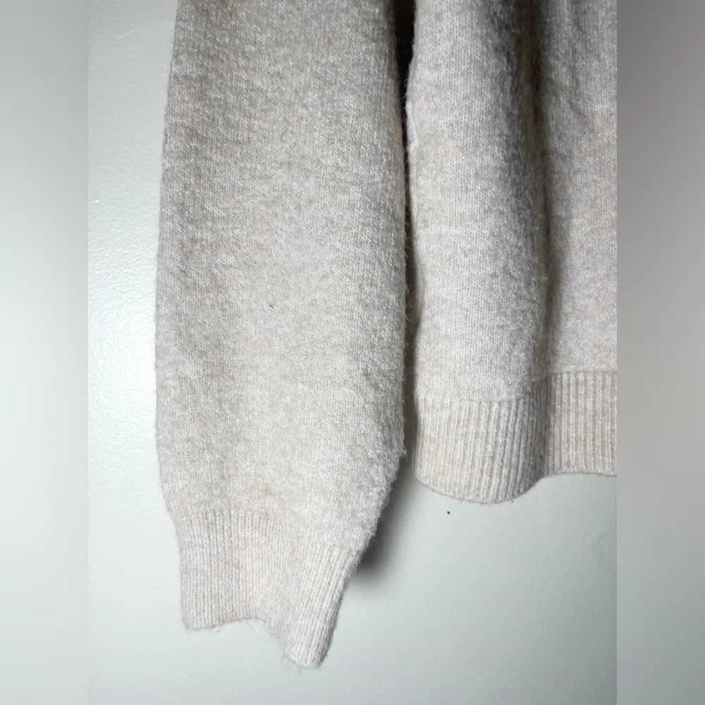 H&M‎ Neutral Knitted Crewneck Sweater Beaded Embellishments | Small